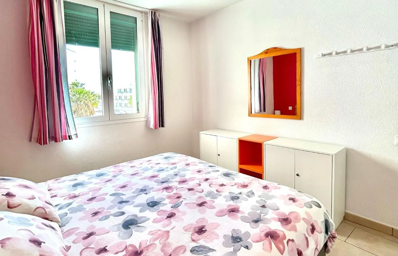 Apartmán Mariposa Playa de las Americas  0*, Playa de las Americas (Tenerife)